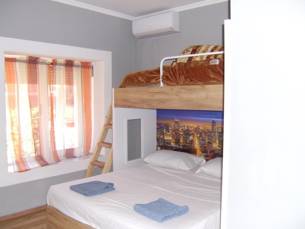 Home Hostel Шкодер Екстер'єр фото
