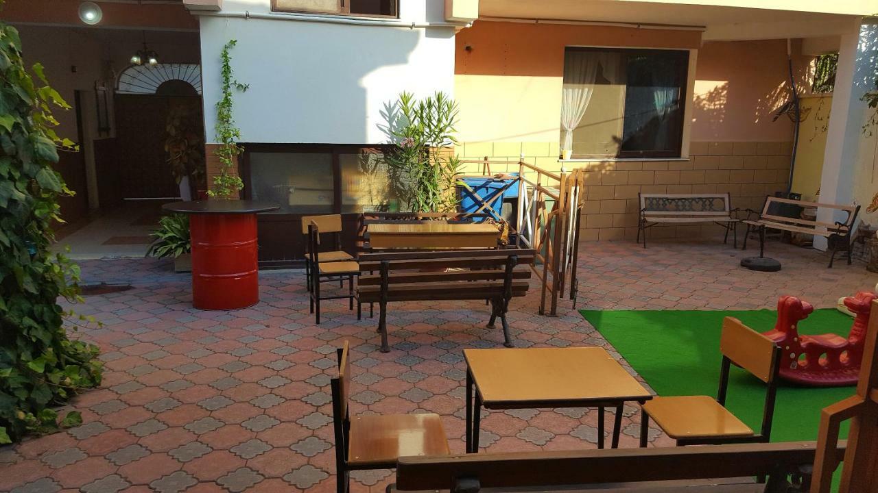 Home Hostel Шкодер Екстер'єр фото