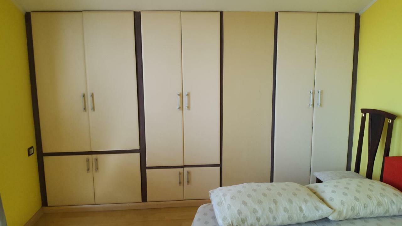 Home Hostel Шкодер Екстер'єр фото